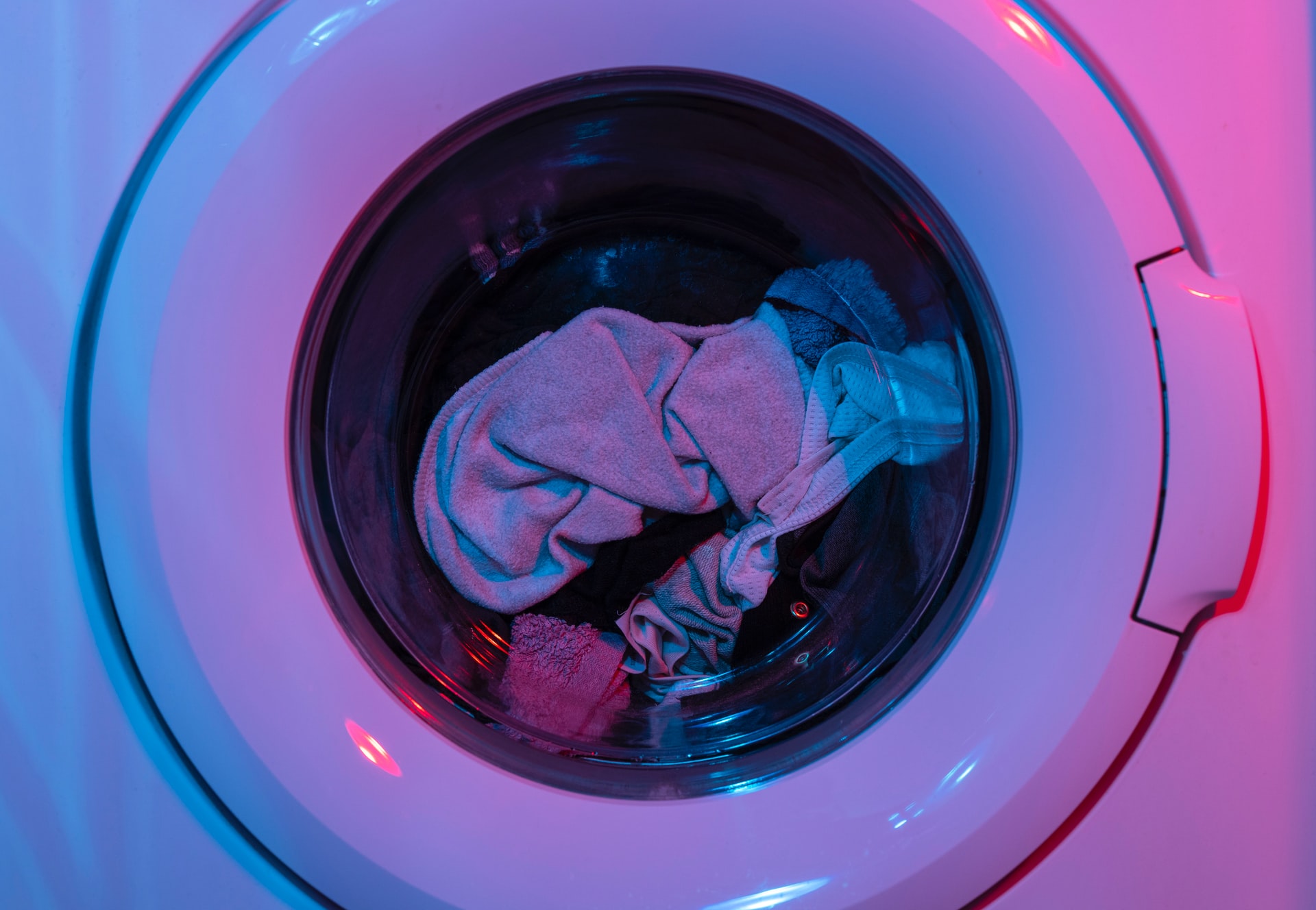 Cómo limpiar la lavadora: mantenimiento en 4 pasos